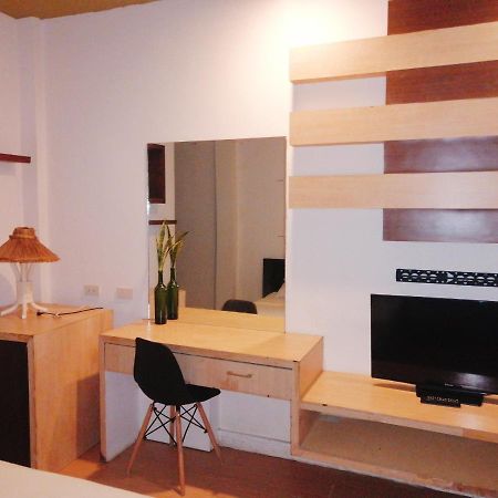 Seabird International Resort Balabag  Екстер'єр фото