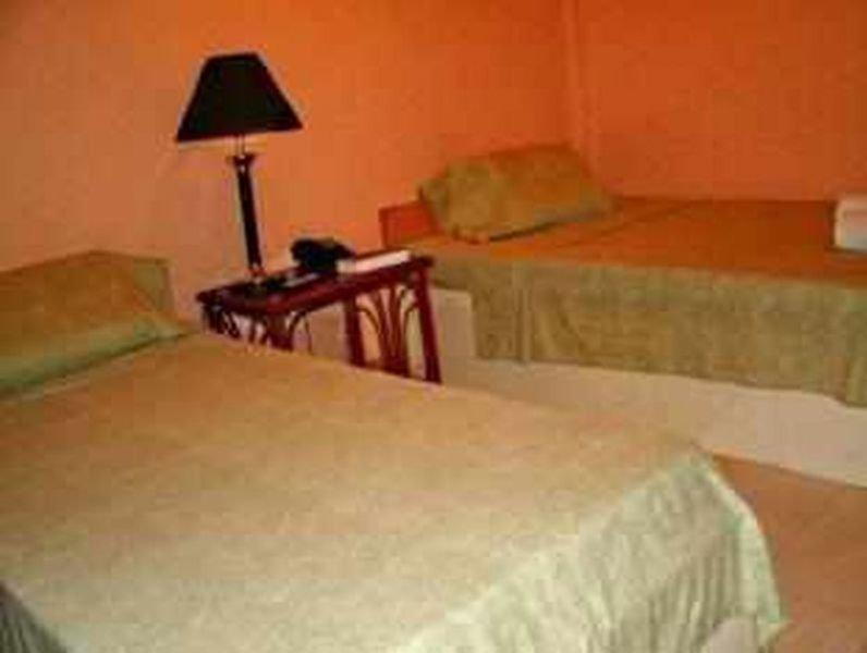 Seabird International Resort Balabag  Екстер'єр фото