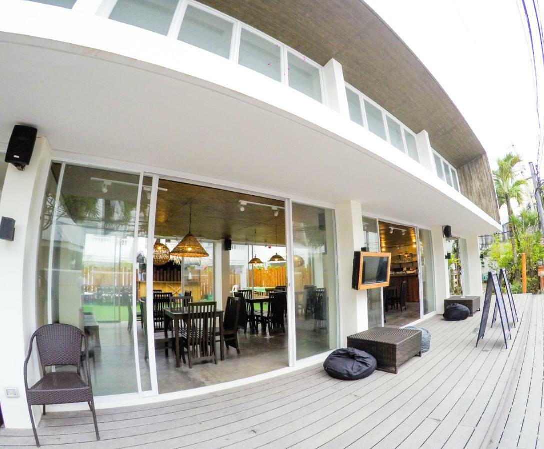 Seabird International Resort Balabag  Екстер'єр фото